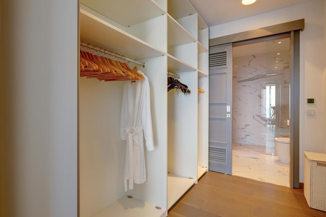 Super Luxury Apartment In Tigne Point, Amazing Sea Views Sliema Exteriör bild