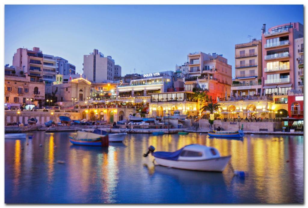 Super Luxury Apartment In Tigne Point, Amazing Sea Views Sliema Exteriör bild