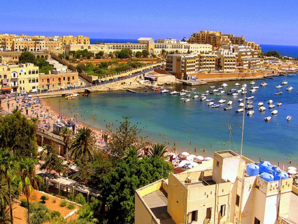 Super Luxury Apartment In Tigne Point, Amazing Sea Views Sliema Exteriör bild