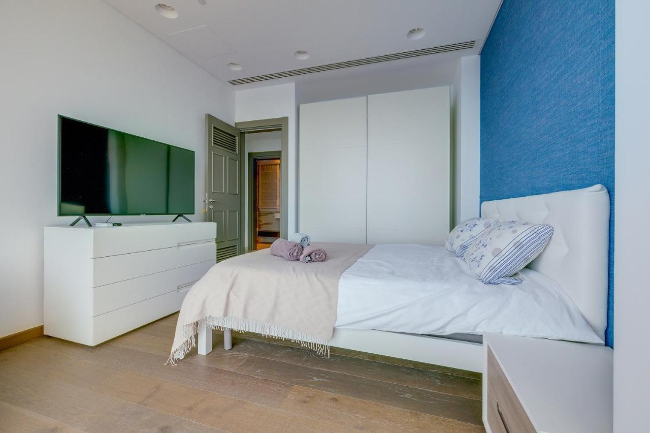 Super Luxury Apartment In Tigne Point, Amazing Sea Views Sliema Exteriör bild